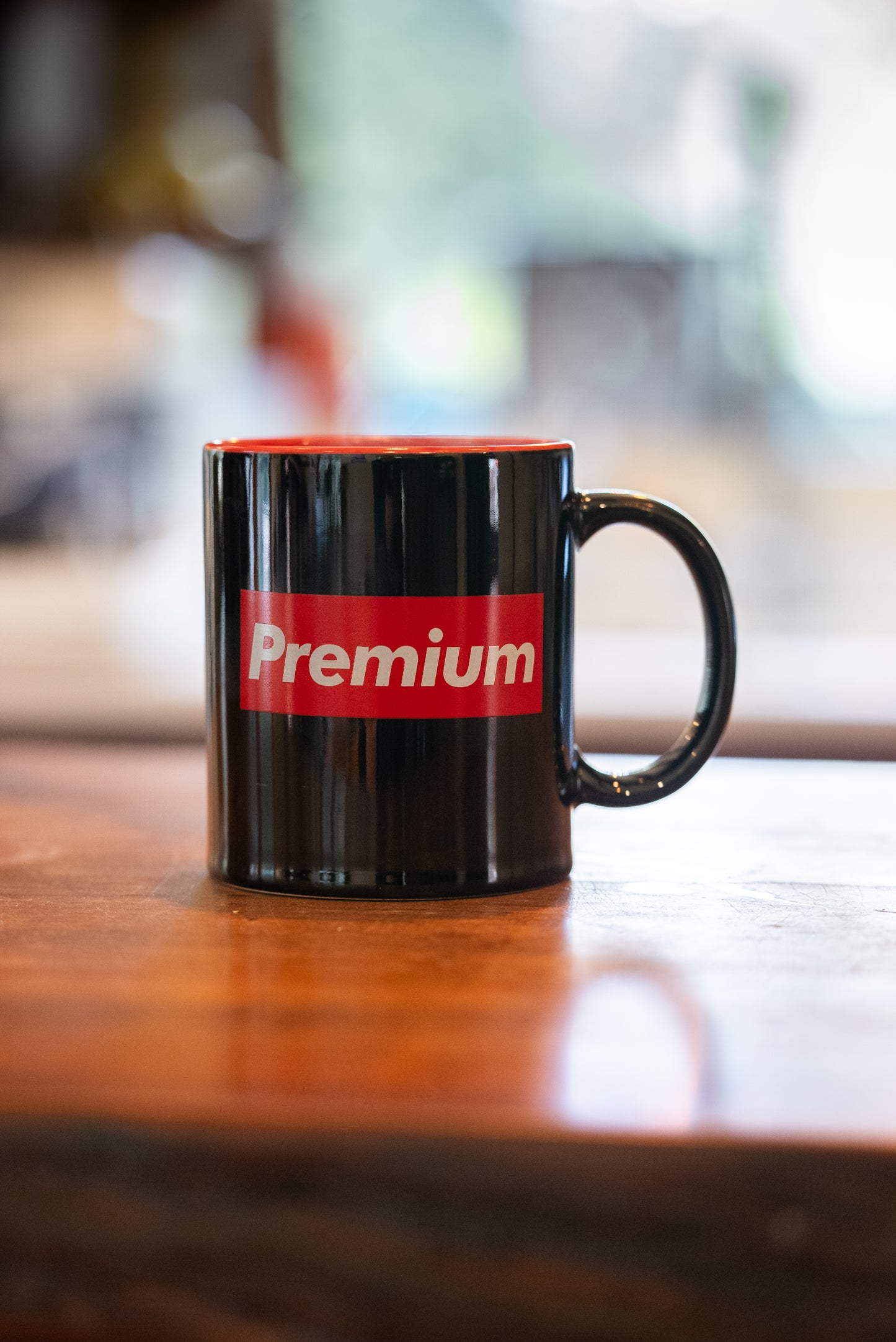 COLLECTIBLE: PREMIUM DINER MUG
