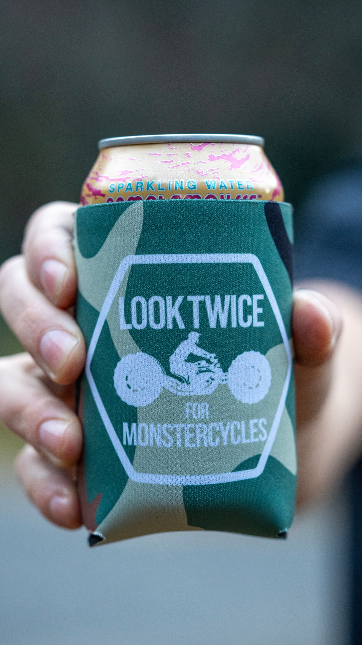 LOOK TWICE COOLIE